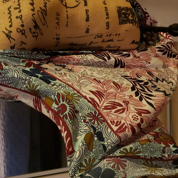 Anthropologie kimono - Picture 3 of 5